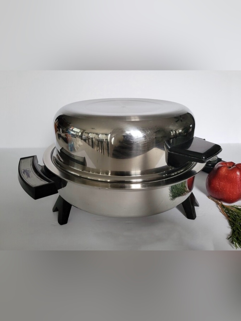 Lifetime 12” Liquid Oil-Core Electric Skillet – Stainless Steel – Dome Lid